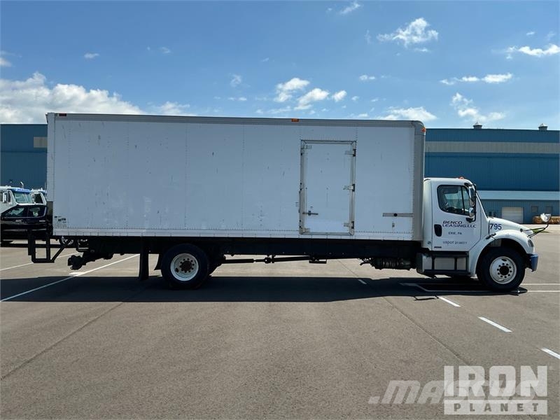 Freightliner M2 106 Camion Fourgon