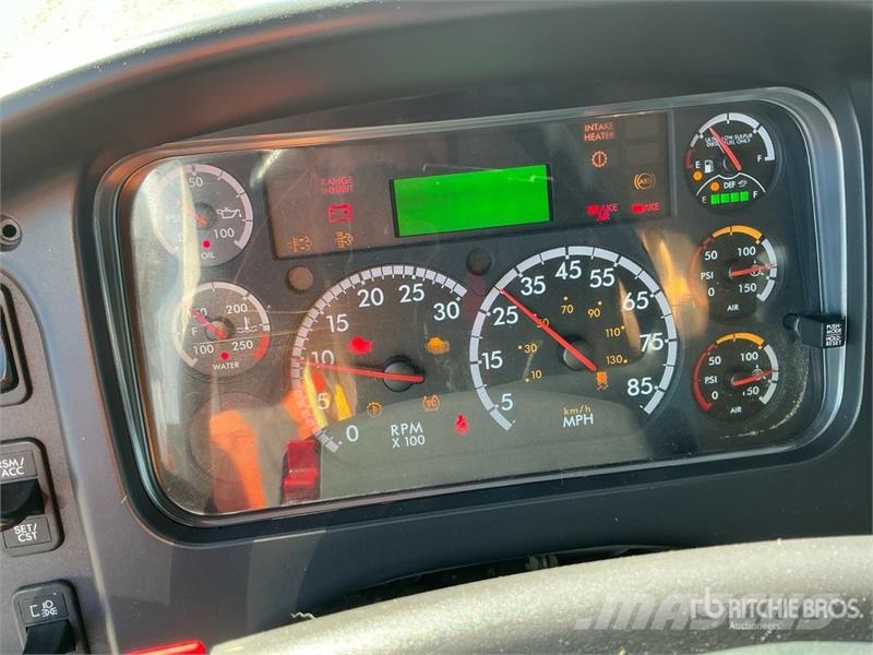 Freightliner M2 106 Koelwagens
