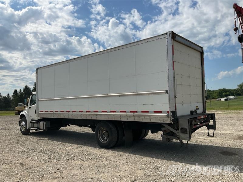 Freightliner M2 106 Kofferaufbau