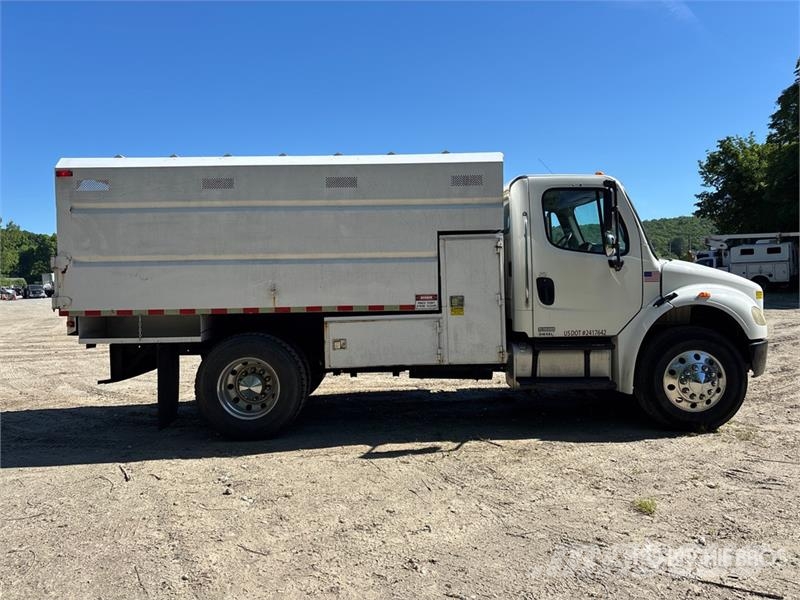 Freightliner M2 106 Camion pour copeaux de bois
