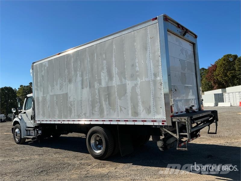 Freightliner M2 106 Koelwagens