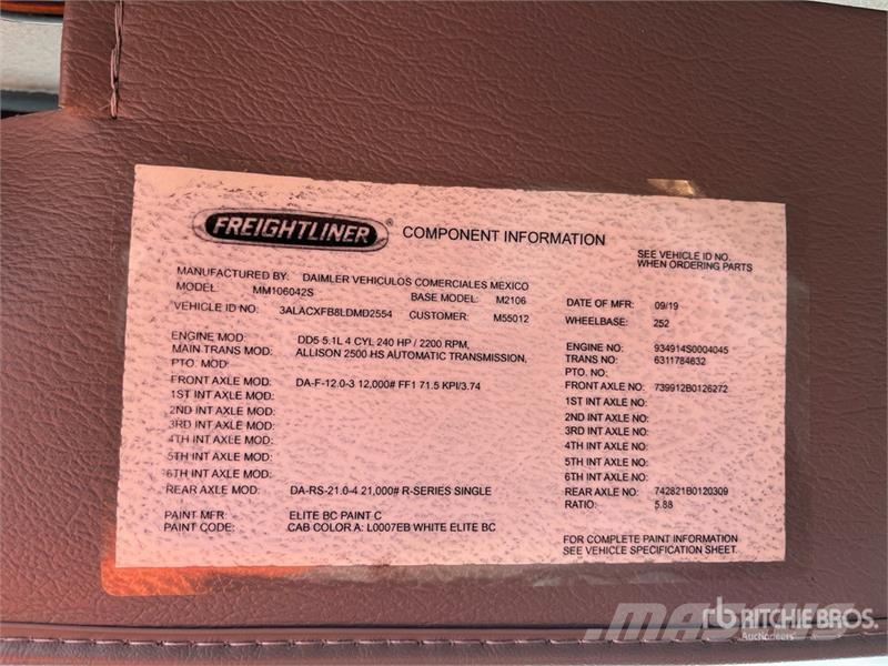 Freightliner M2 106 Isotermos y frigoríficos
