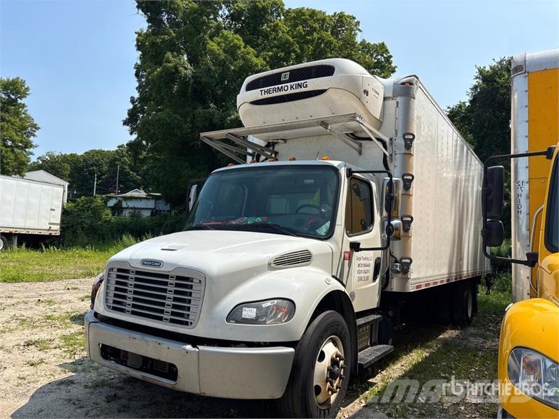 Freightliner M2 106 Isotermos y frigoríficos