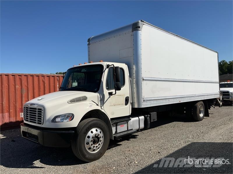 Freightliner M2 106 Furgoonautod