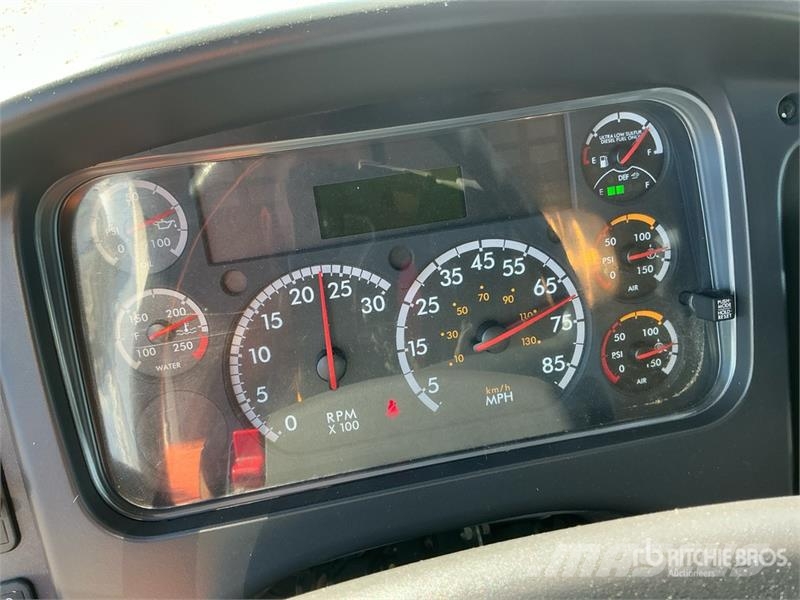 Freightliner M2 106 Koelwagens