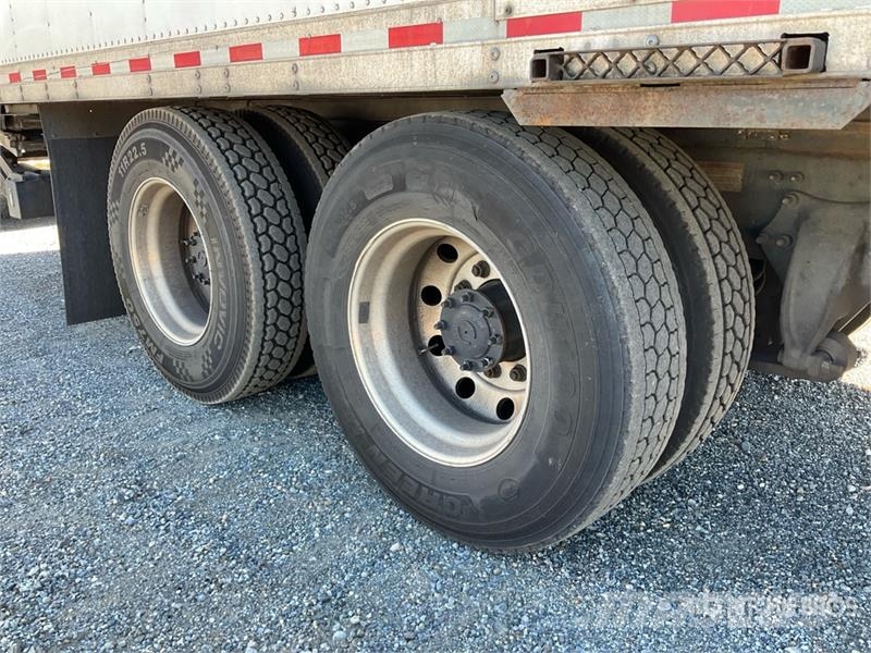 Freightliner M2 106 Kravas automašīnas - refrižeratori