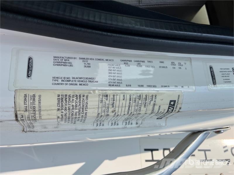 Freightliner M2 106 Isotermos y frigoríficos