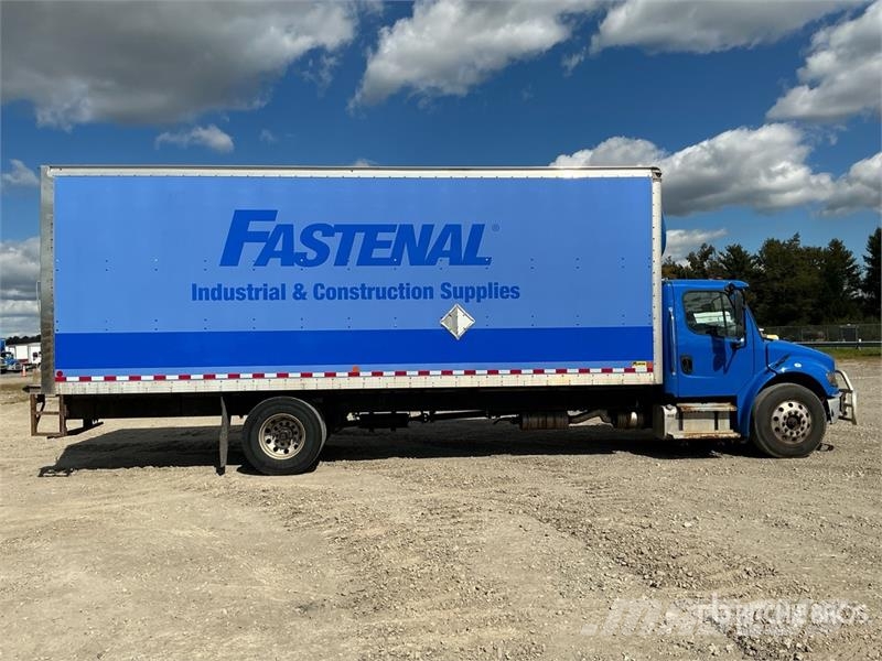 Freightliner M2 106 Furgons