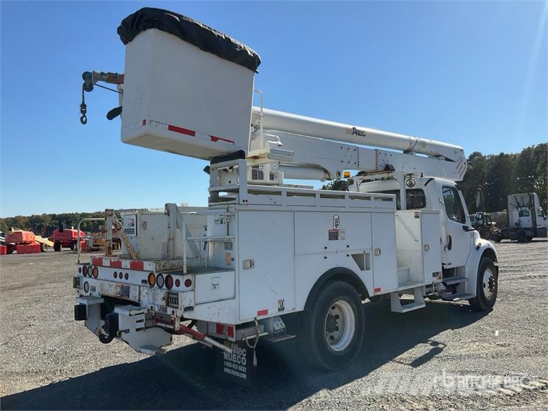 Freightliner M2 106 Auto korpe