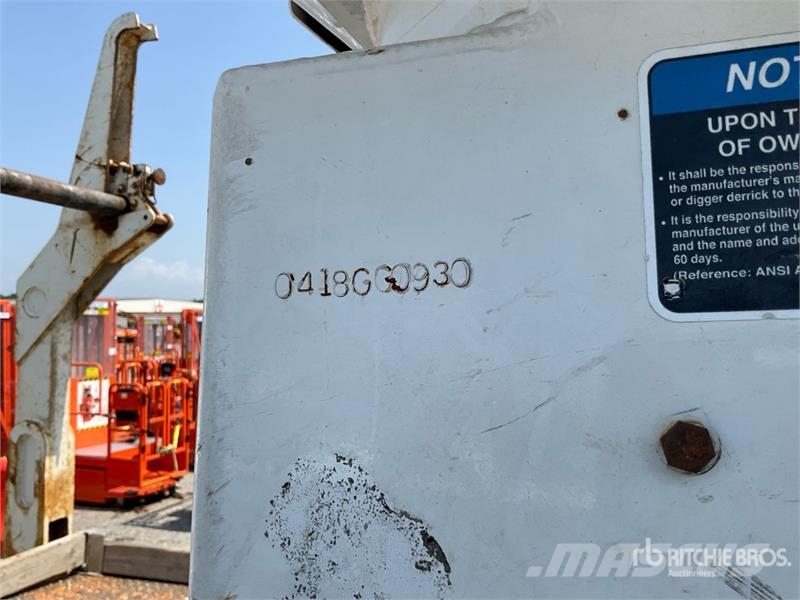 Freightliner M2 106 Bilmontert lift