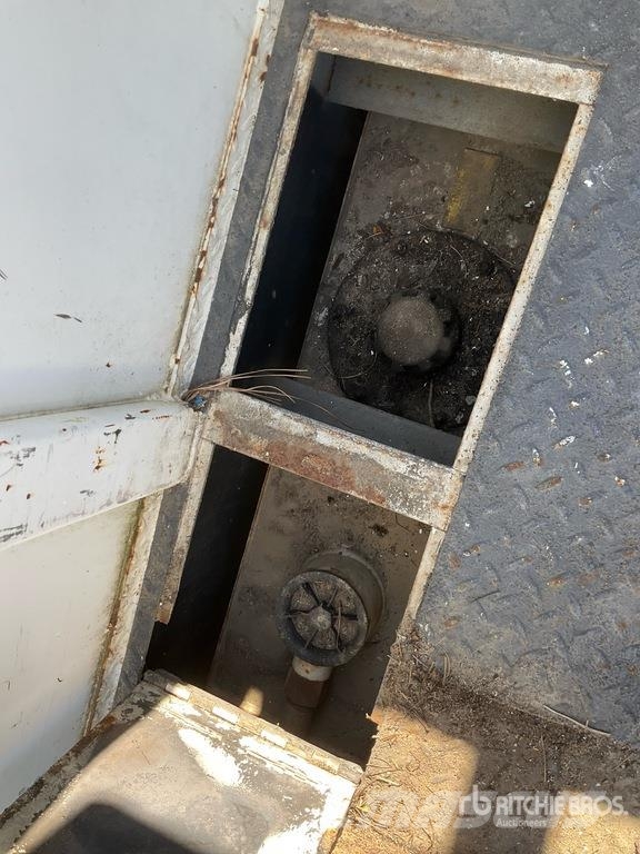 Freightliner M2 106 Auto korpe