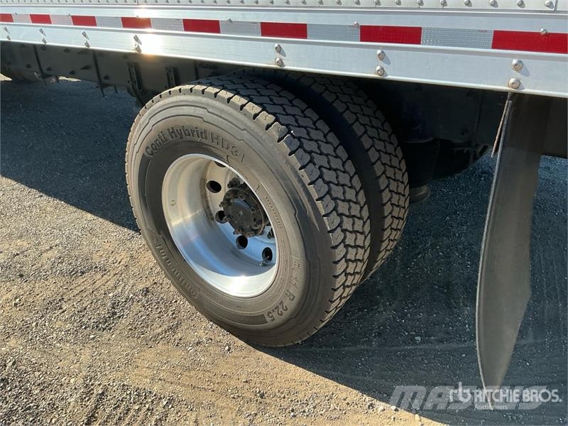 Freightliner M2 106 Koelwagens