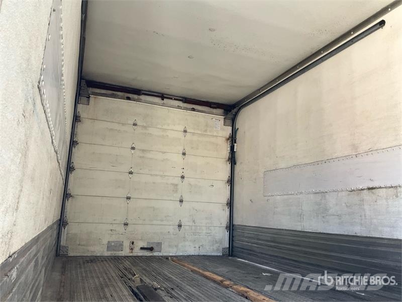 Freightliner M2 106 Kravas automašīnas - refrižeratori