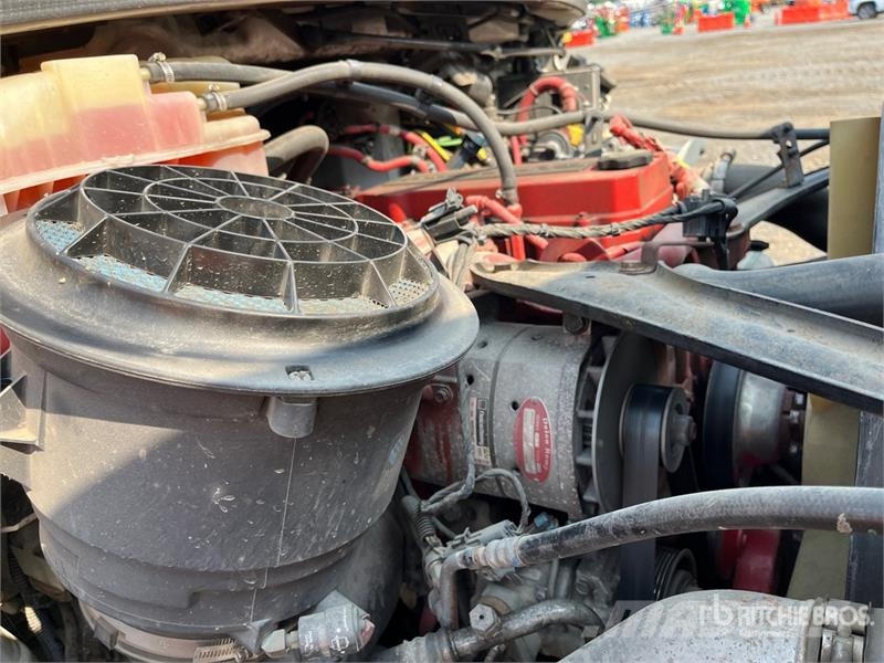 Freightliner M2 106 Isotermos y frigoríficos