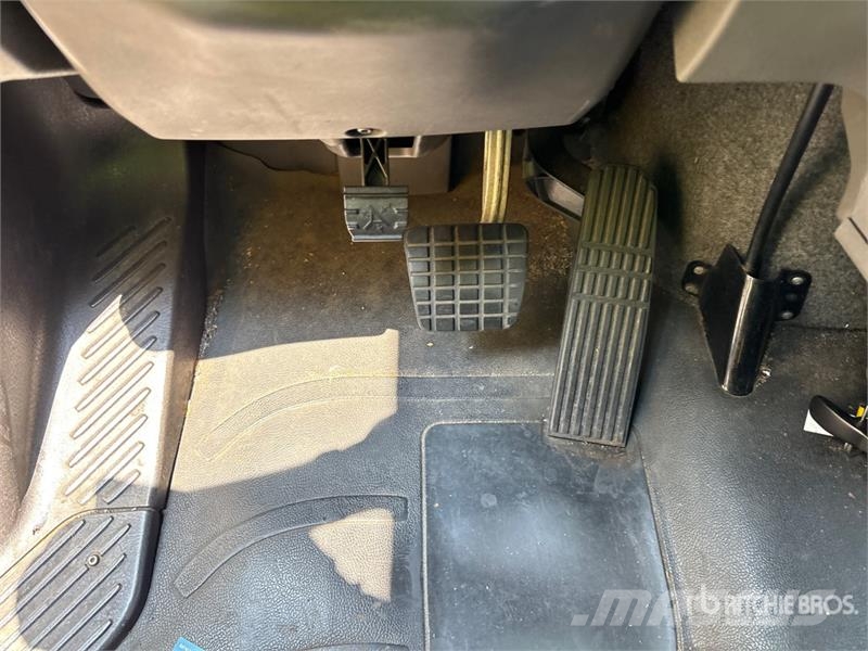 Freightliner M2 106 Isotermos y frigoríficos