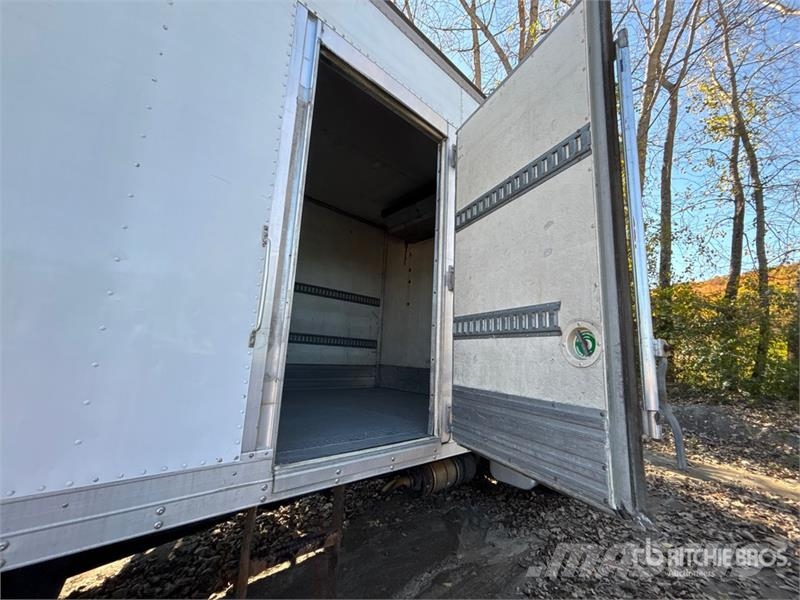 Freightliner M2 106 Рефрижератори