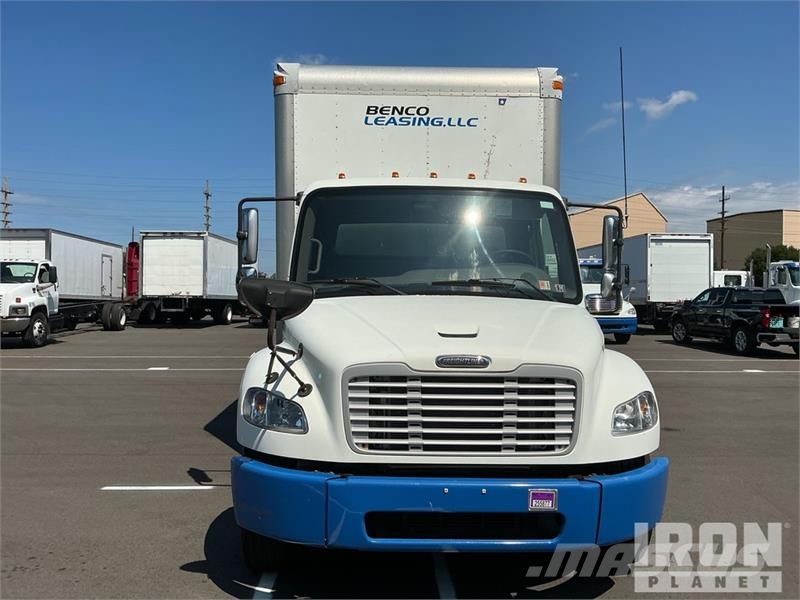 Freightliner M2 106 Camion Fourgon