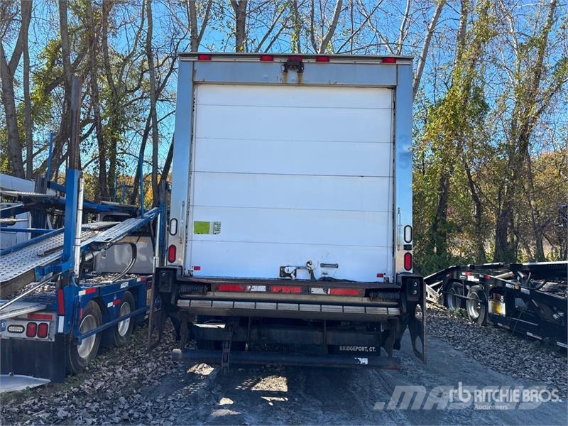 Freightliner M2 106 Рефрижератори