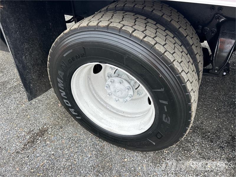 Freightliner M2 106 شاحنات بدرجة حرارة قابلة للضبط