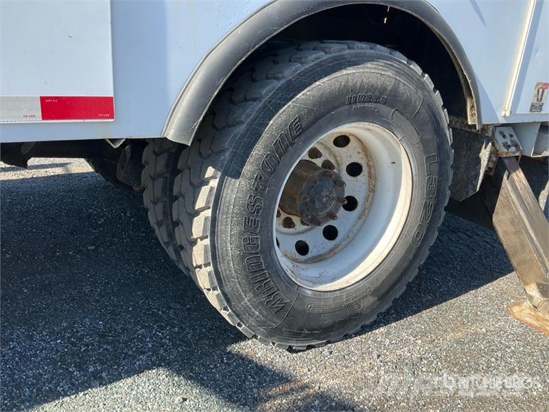 Freightliner M2 106 Auto korpe
