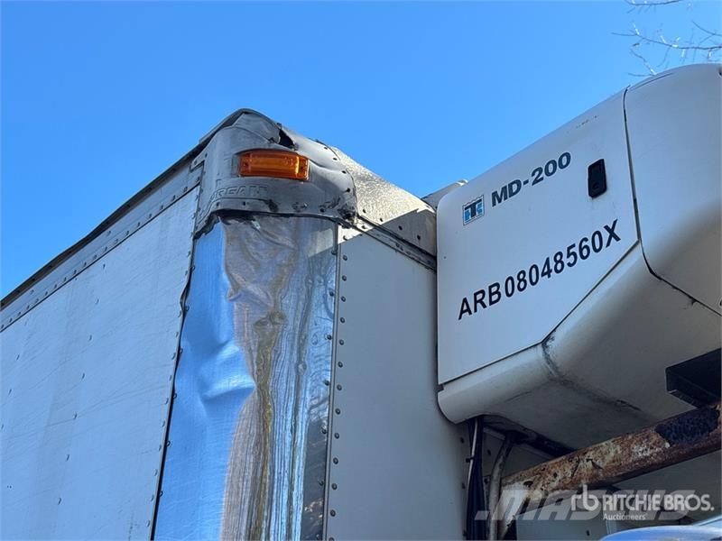 Freightliner M2 106 Рефрижератори
