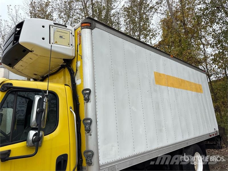 Freightliner M2 106 Рефрижератори