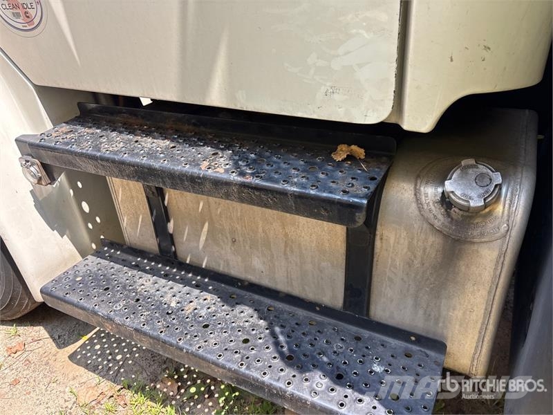Freightliner M2 106 Isotermos y frigoríficos