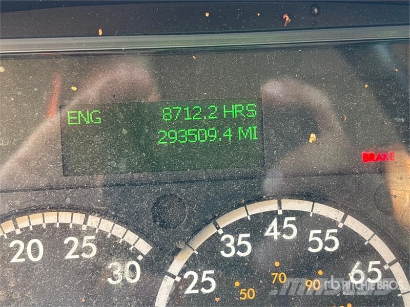Freightliner M2 106 Isotermos y frigoríficos