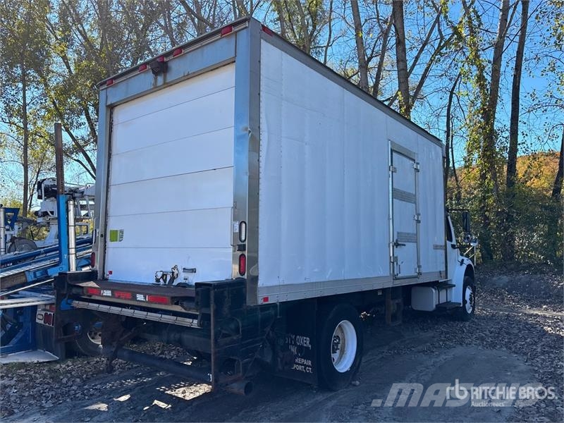 Freightliner M2 106 Рефрижератори