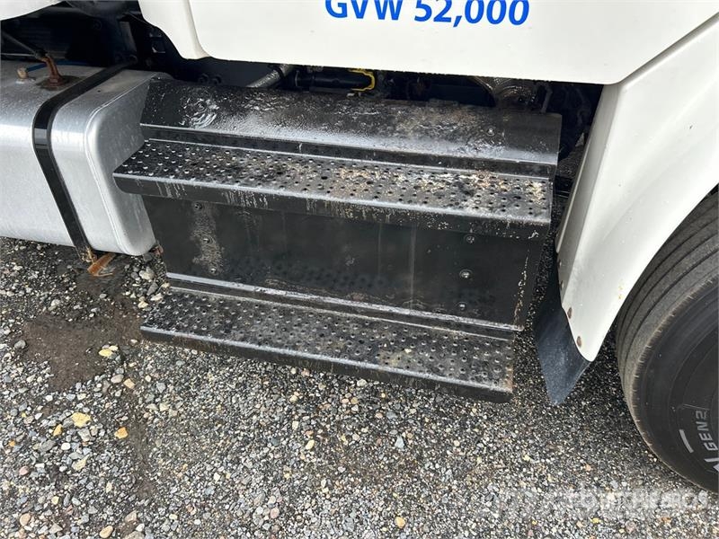 Freightliner M2 106 شاحنات بدرجة حرارة قابلة للضبط