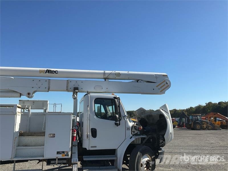 Freightliner M2 106 Auto korpe