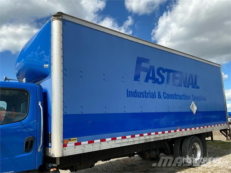 Freightliner M2 106 Furgons