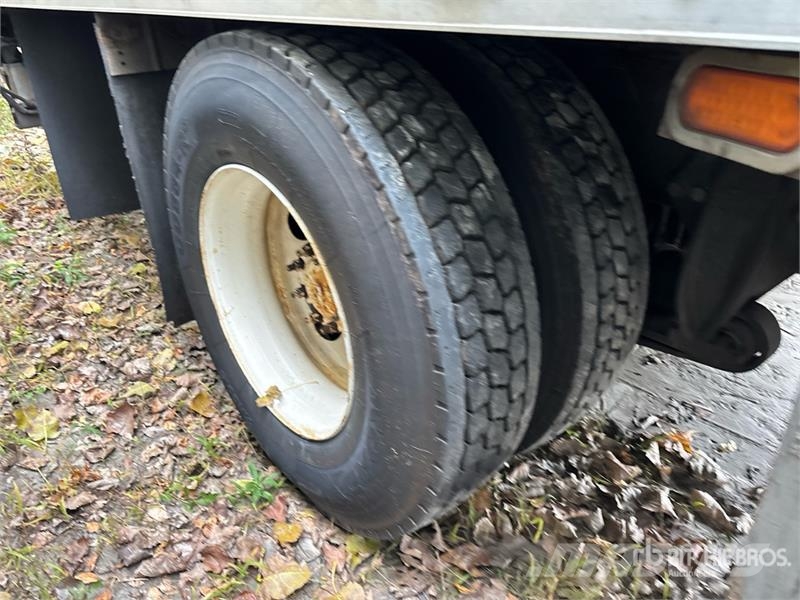 Freightliner M2 106 Рефрижератори