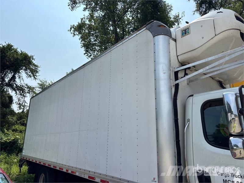 Freightliner M2 106 Isotermos y frigoríficos