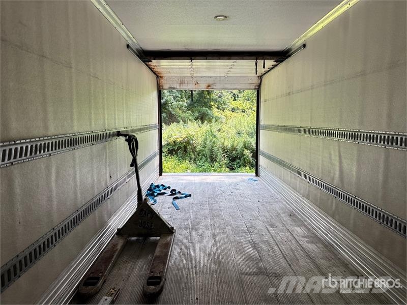 Freightliner M2 106 Isotermos y frigoríficos