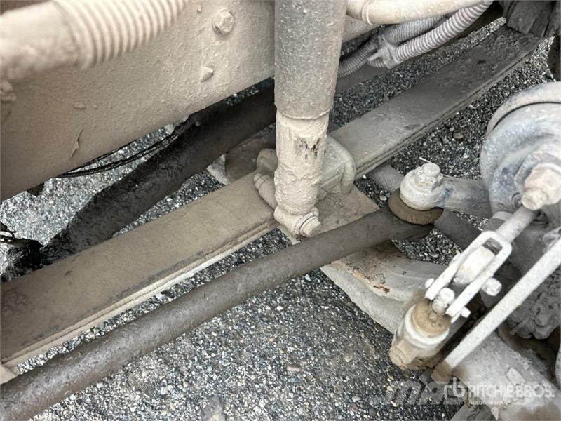 Freightliner M2 106 4000 gal 6x4 Water Truck 급수차