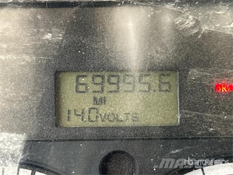 Freightliner M2 106 4000 gal 6x4 Water Truck 급수차