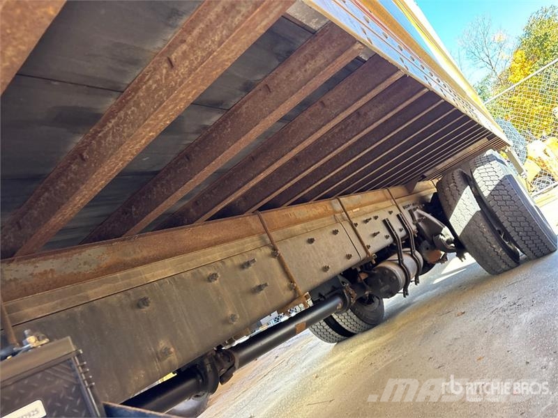 Freightliner M2 106 4x2 Van Truck Camiones caja cerrada