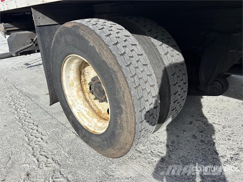 Freightliner M2 106 4x2 Van Truck Box body trucks