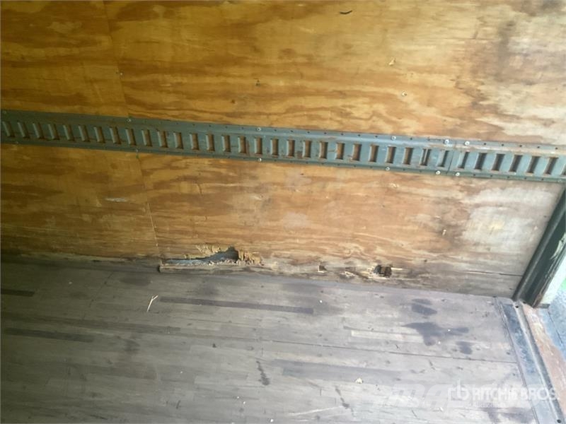 Freightliner M2 106 4x2 Van Truck (Inoperable) Samochody ciężarowe ze skrzynią zamkniętą