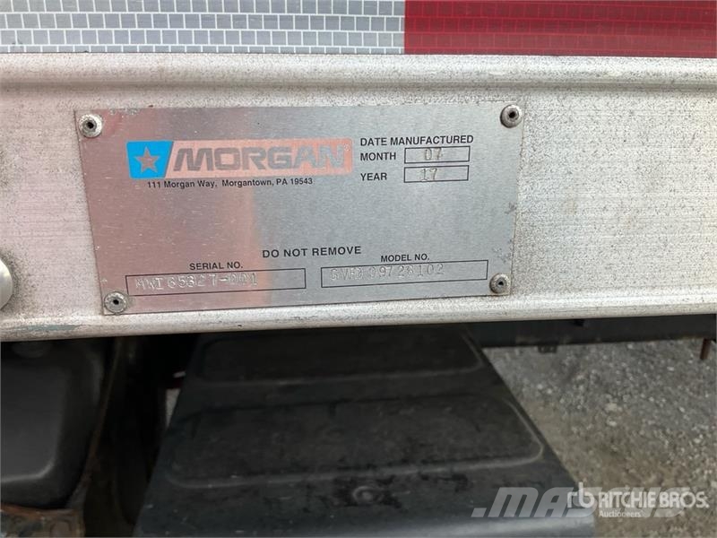 Freightliner M2 106 4x2 Van Truck ボックスボディー、ウイング、箱車