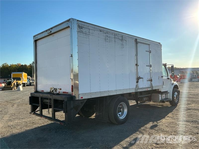 Freightliner M2 106 4x2 Van Truck Furgons