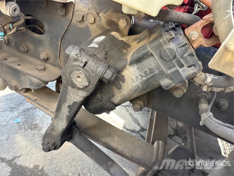 Freightliner M2 106 4x2 Van Truck (Inoperable) Kapali kasa kamyonlar
