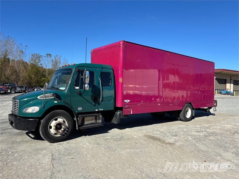 Freightliner M2 106 4x2 Moving Extended Cab Van Truck Фургони