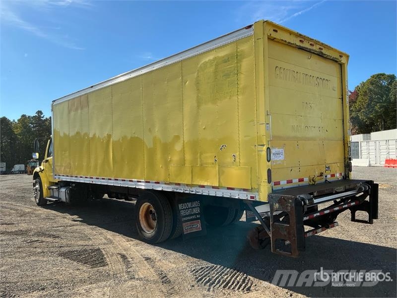 Freightliner M2 106 4x2 Van Truck Sanduk kamioni