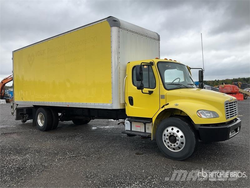 Freightliner M2 106 4x2 Van Truck Sunkvežimiai su dengtu kėbulu