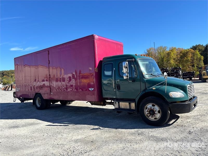 Freightliner M2 106 4x2 Moving Extended Cab Van Truck Фургони