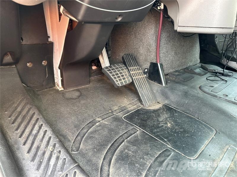 Freightliner M2 106 4x2 Van Truck Furgons