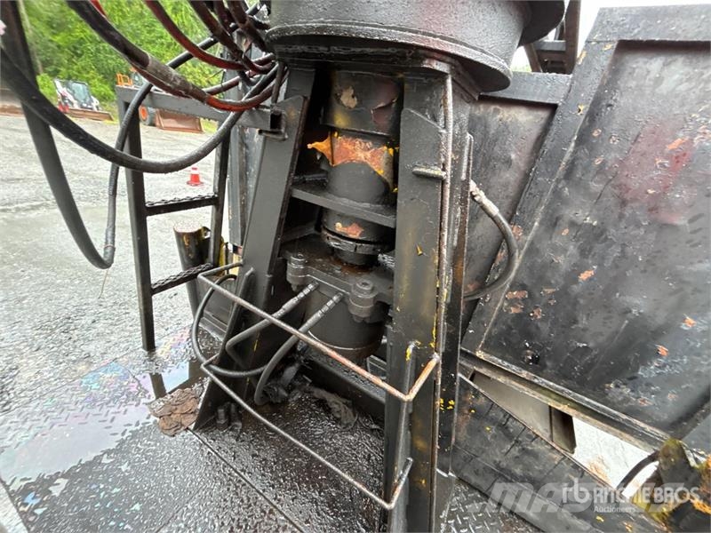 Freightliner M2 106 4x2 Grapple Truck Grijpers
