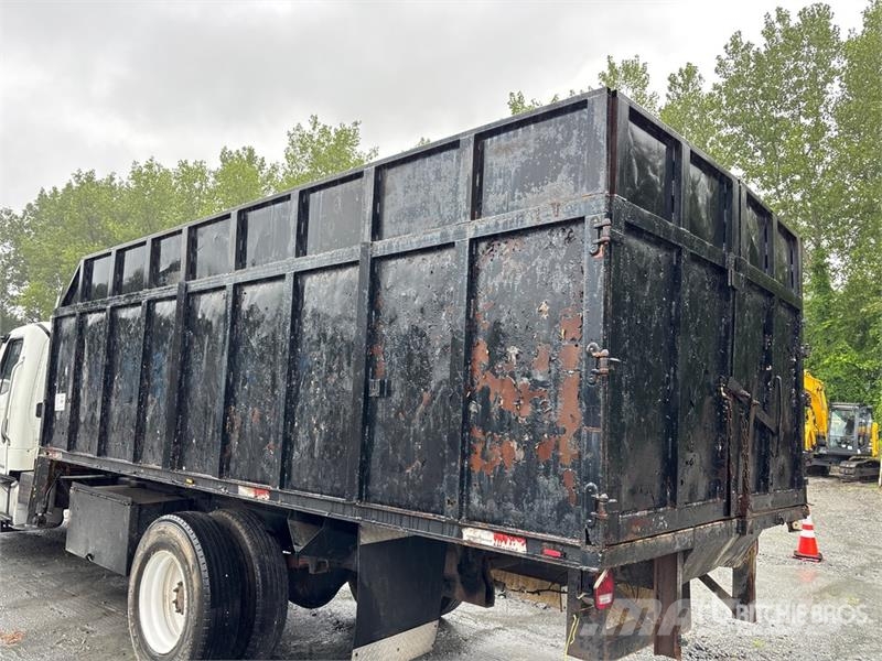 Freightliner M2 106 4x2 Grapple Truck Grijpers